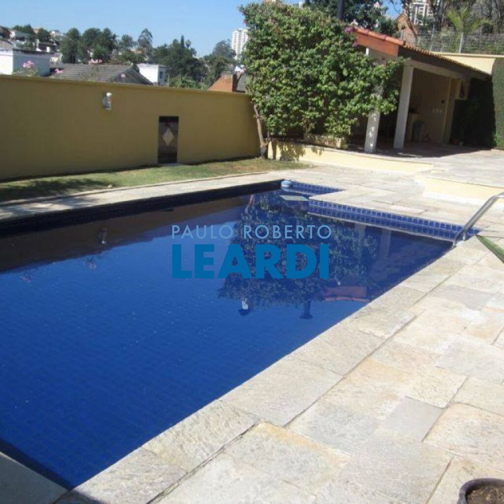 Casa de Condomínio