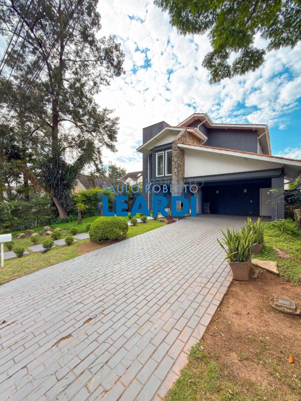 Casa de Condomínio