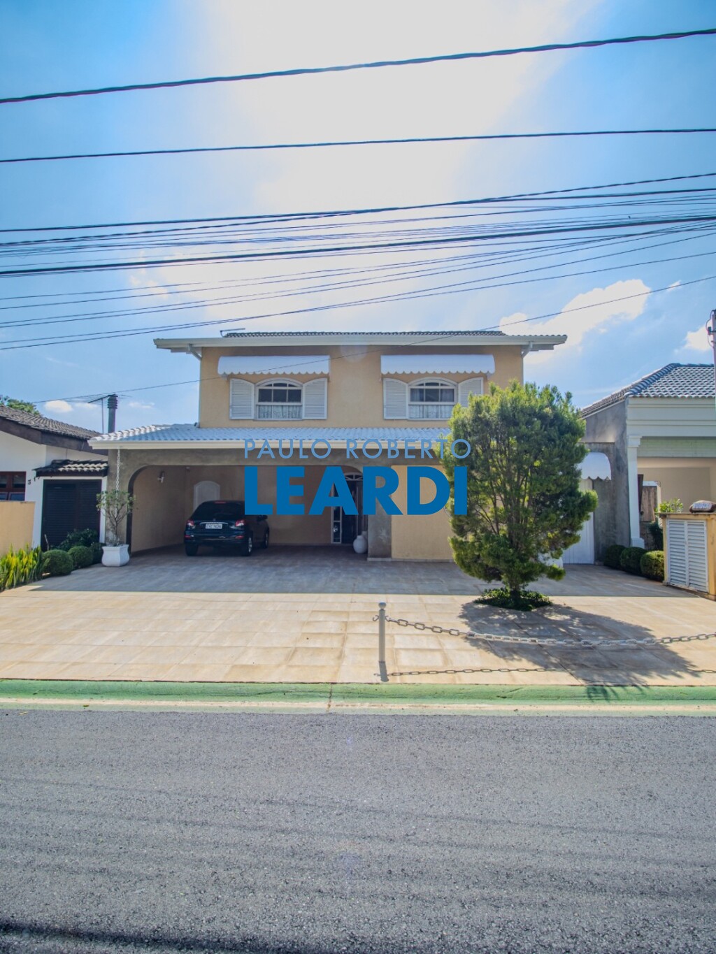 Casa de Condomínio