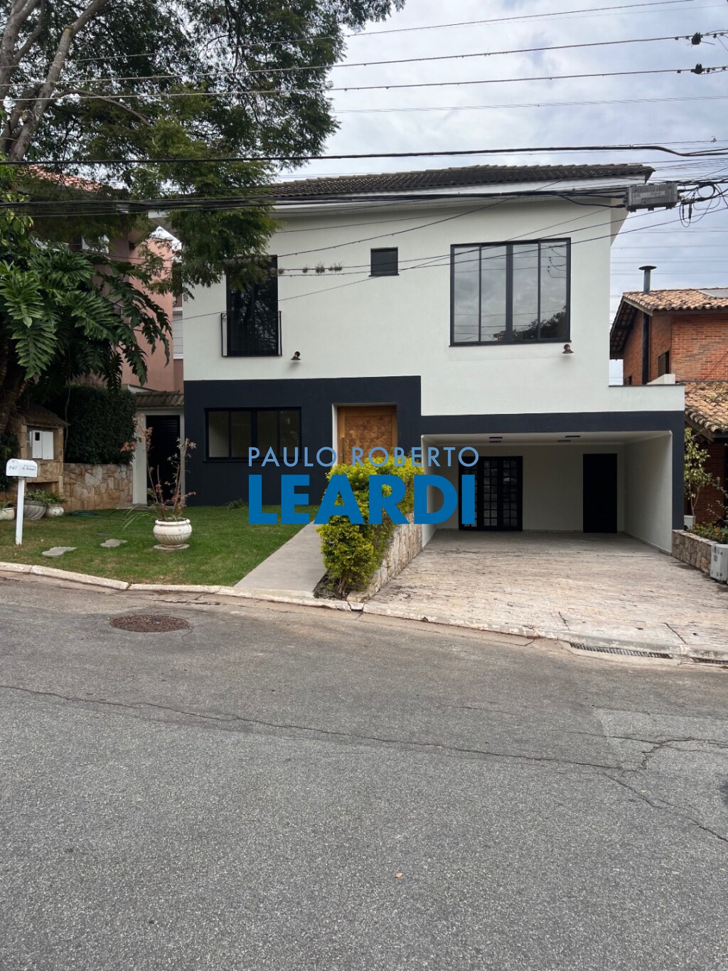 Casa de Condomínio
