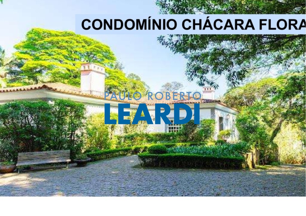 Casa de Condomínio