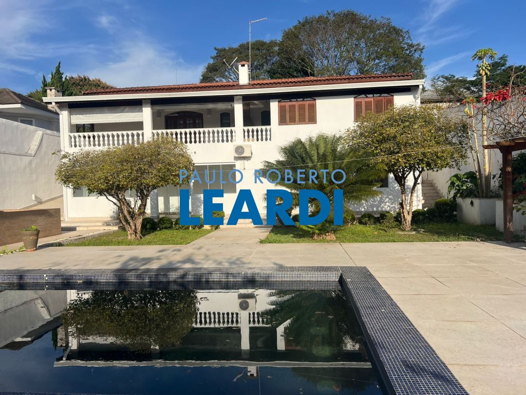Casa de Condomínio