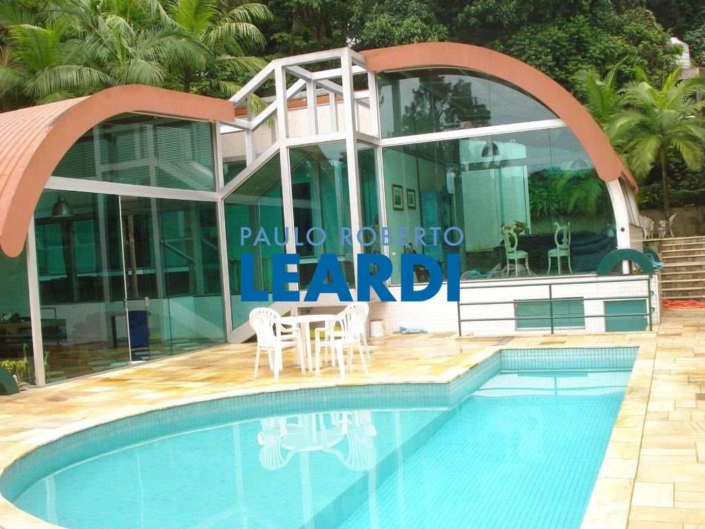Casa de Condomínio