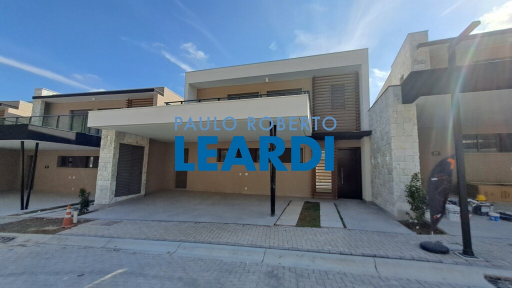 Casa de Condomínio