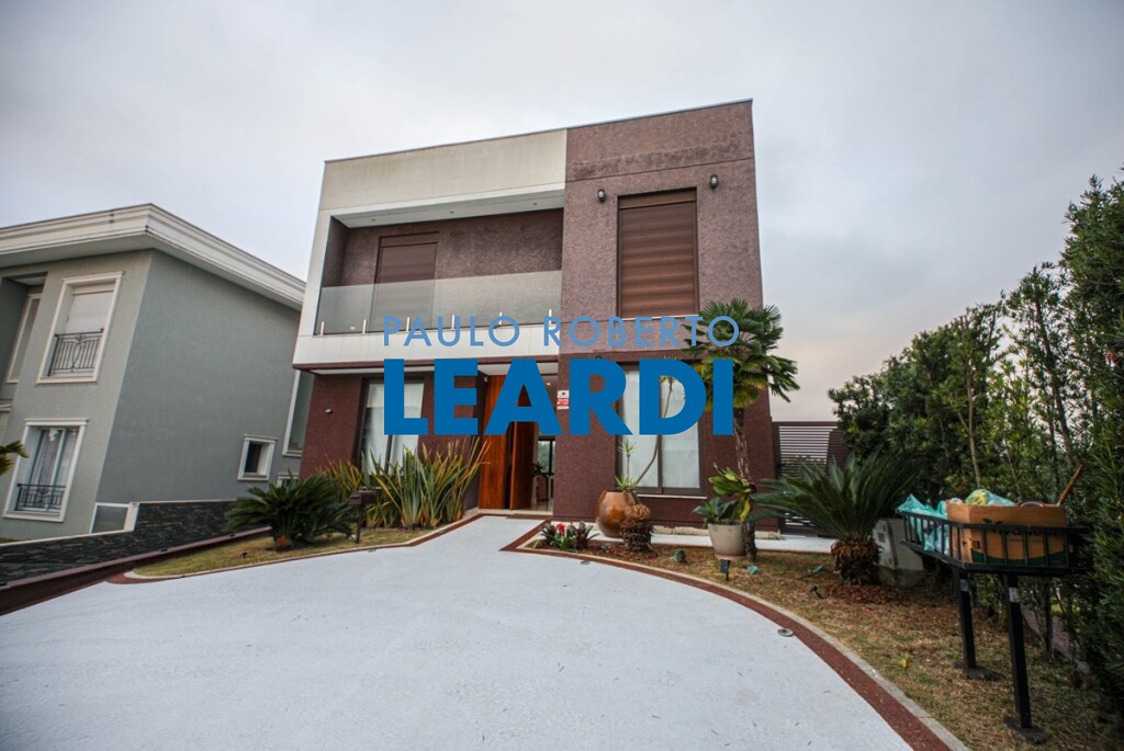 Casa de Condomínio