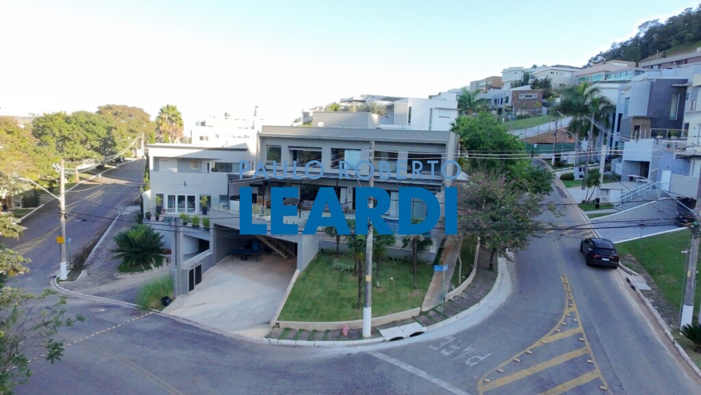 Casa de Condomínio