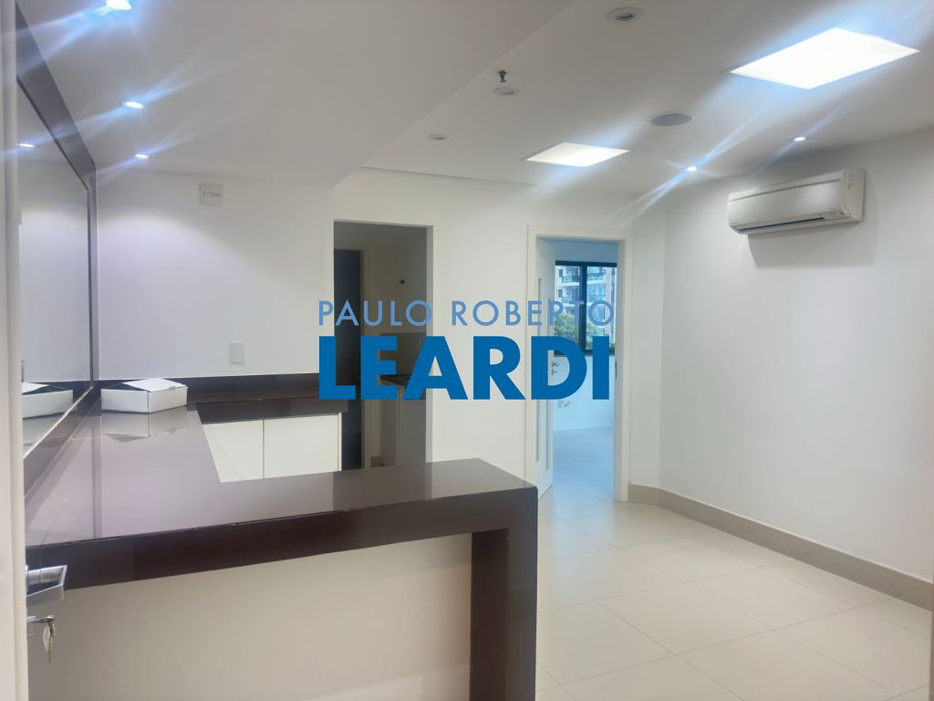 Ponto Comercial/Loja/Box